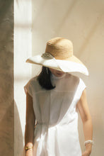 Load image into Gallery viewer, Romy wide brim hat from natural raffia and off-white canvas