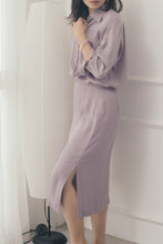 Load image into Gallery viewer, Moneypenny purple midi silk skirt