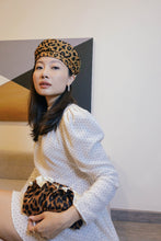 Load image into Gallery viewer, Leopard beret