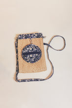 Tải hình ảnh vào Thư viện hình ảnh, Lola raffia crossbody bag with keychain