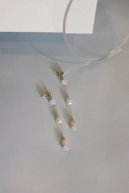 Khuyên tai Morgan từ đá morganite và ngọc trai