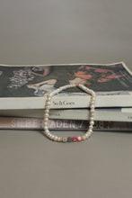 Tải hình ảnh vào Thư viện hình ảnh, Vòng cổ ngọc trai chữ theo tên Pearly