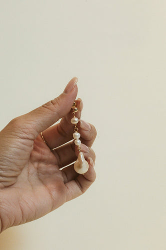 Seraphina pearl earrings