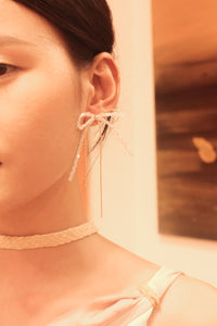 White crystal bow earings