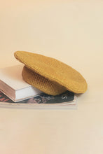 Charger l&#39;image dans la visionneuse de galerie, Béret Soleil tricoté main doré