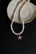 Load image into Gallery viewer, Starfish pearl necklace