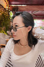 Load image into Gallery viewer, Sunset dark pink crystal, pearl and nacre mask chain/eyeglasses strap