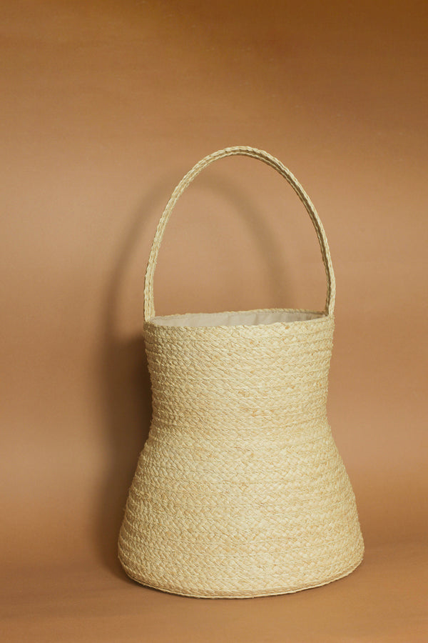 Arybayo natural raffia jug bag