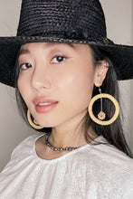 Load image into Gallery viewer, Ivy hoop drop earrings