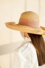 Load image into Gallery viewer, Angie wide brim raffia hat with round crown and long laces