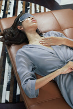 Charger l&#39;image dans la visionneuse de galerie, Reflective Pace - Resort 2020, Eco luxury, Raffia, Eye Mask