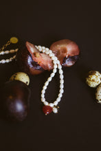 Load image into Gallery viewer, Havana gold-plated pearl necklace