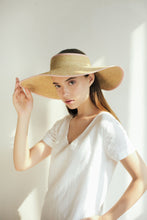 Load image into Gallery viewer, Jordan Classic wide brim crownless rollable raffia hat