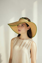 Charger l&#39;image dans la visionneuse de galerie, Premeum manufactured raffia hat 