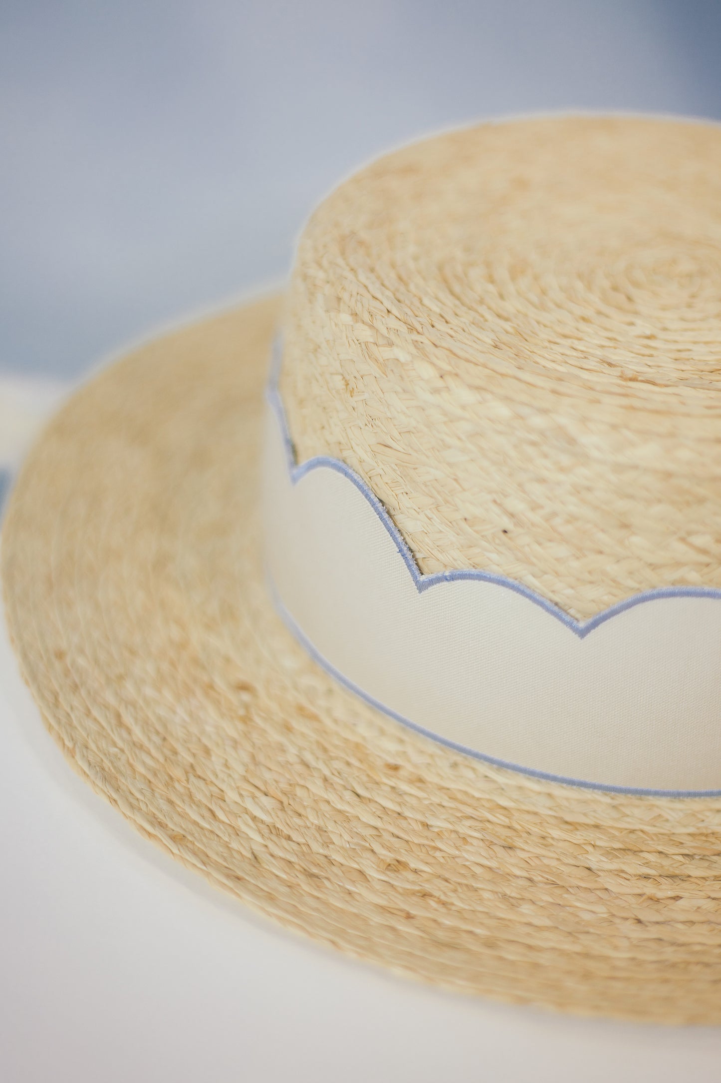Chapeau de raphia Boater Scallop