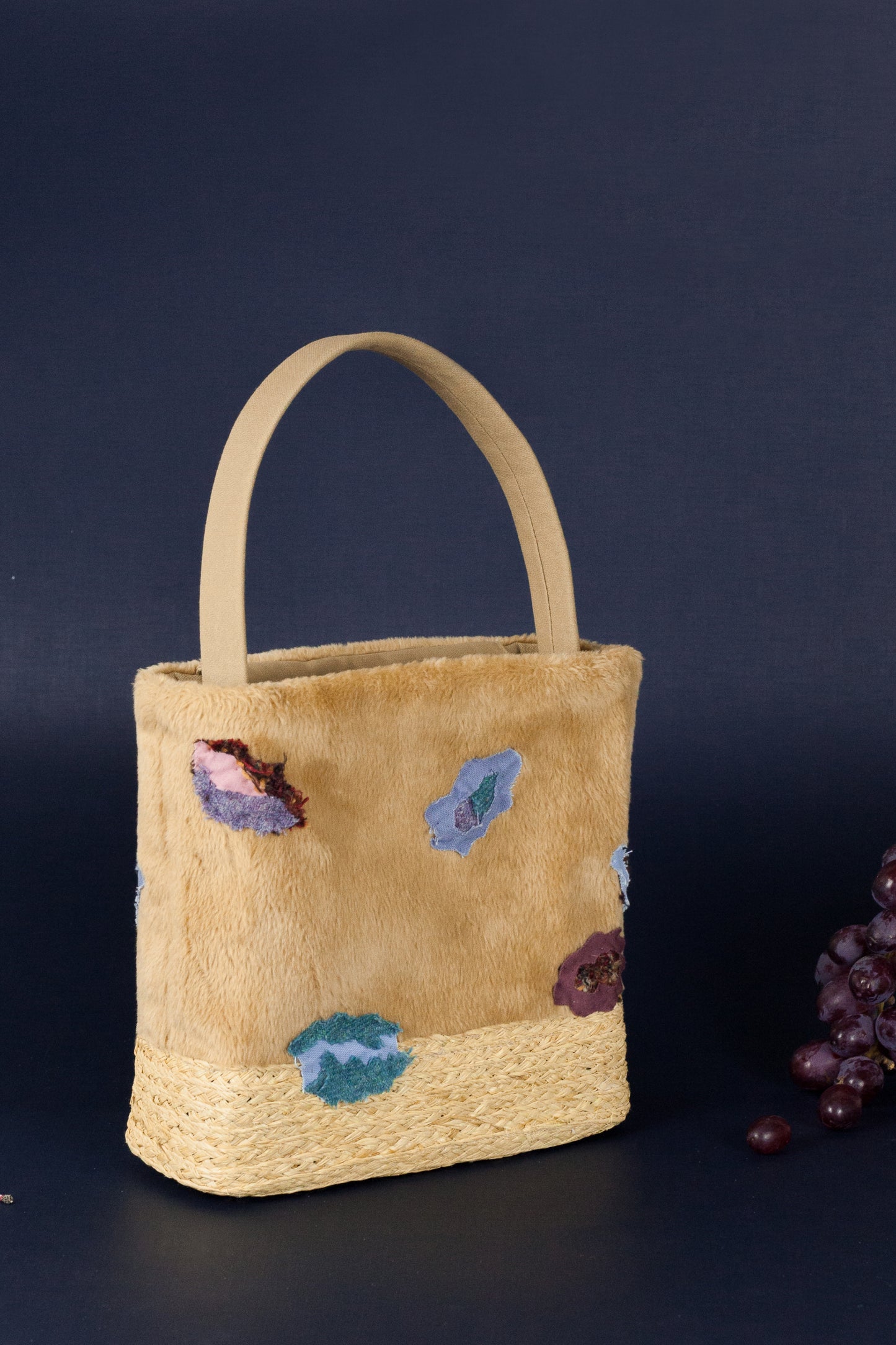 Reflective Pace - Resort 2020, Eco luxury, Leopard Dance bucket bag, hand bag, eco fur
