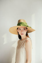 Load image into Gallery viewer, Lilou raffia fedora hat with bow tie in Grass