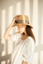 Load image into Gallery viewer, Molina hat, Sun hat, Jardin D&#39;été, Eco Luxury, Raffia hat
