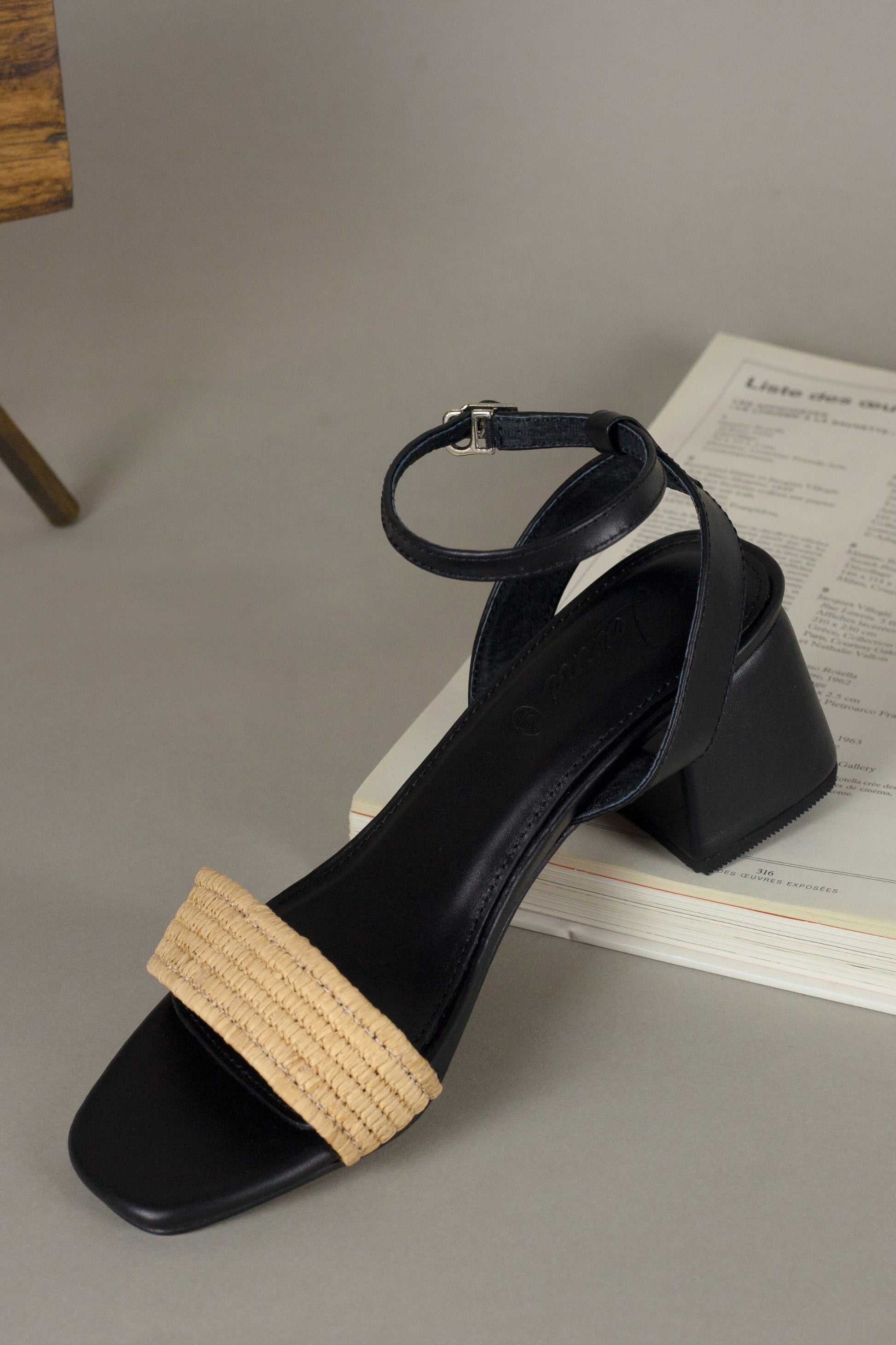 Reflective Pace - Resort 2020, Eco luxury, Raffia,Carolyn heels