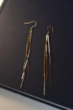 Load image into Gallery viewer, Catina long drop sparkle earrings_Leinné Jewellry