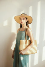 Load image into Gallery viewer, eco friendly raffia hat sport outfit 